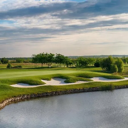 Apartment With Balcony, Lighthouse Golf Resort, 62sqm Balchik