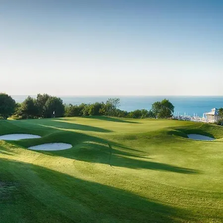 Apartment With Balcony, Lighthouse Golf Resort, 62sqm *